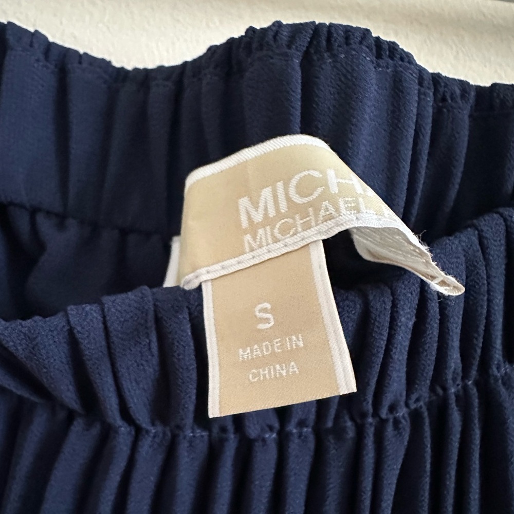 Michael Kors Navy Pleated Skirt - Picture 3 of 4